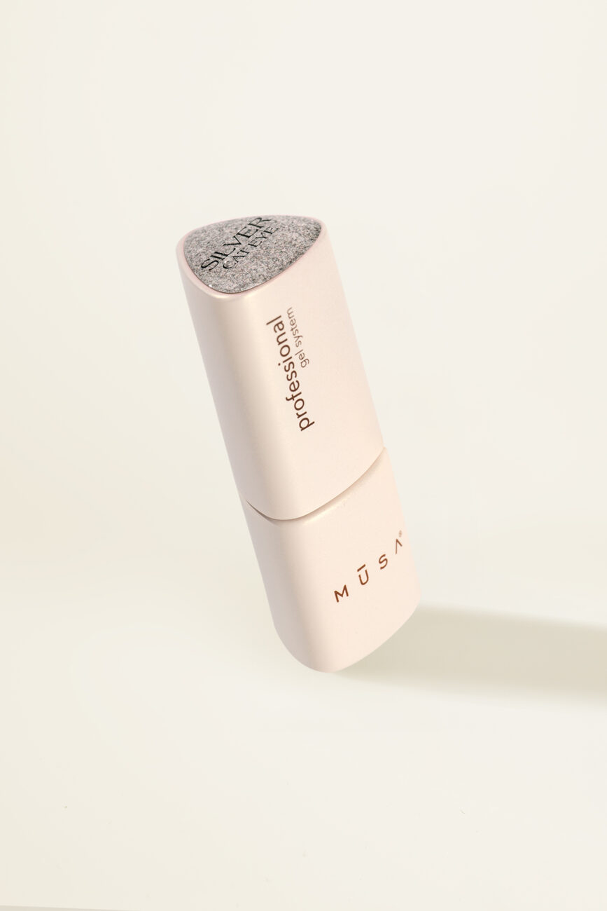 Gel Polish Cat Eye Silver